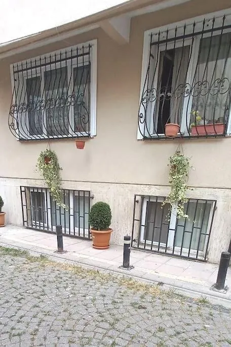 Grand Appartement 2+1 Istanbul